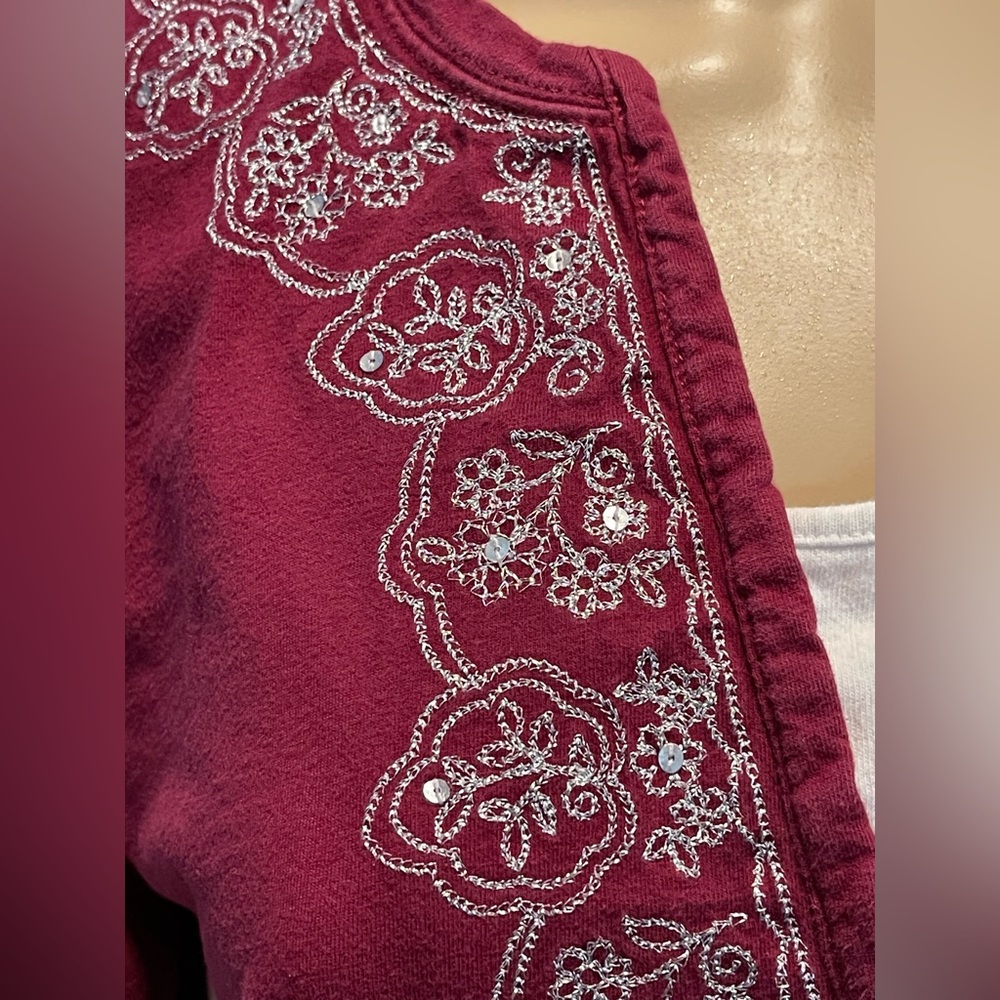Ladies Top - Picture 2 of 7